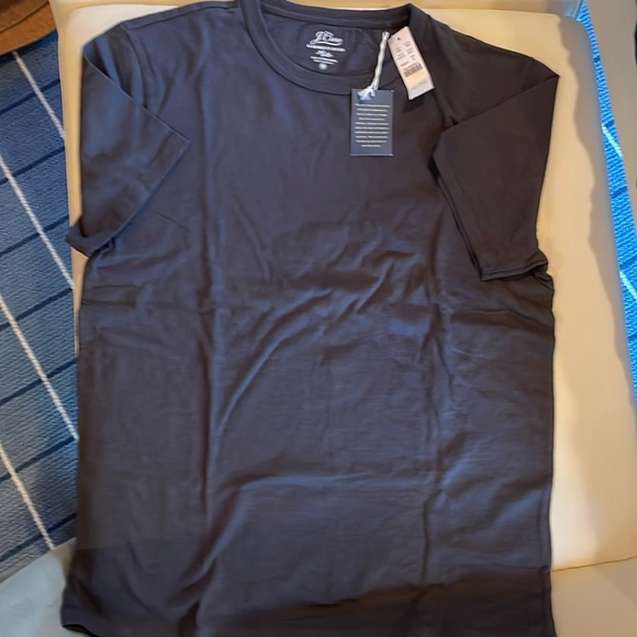 J. Crew men’s medium tee - Picture 3 of 9